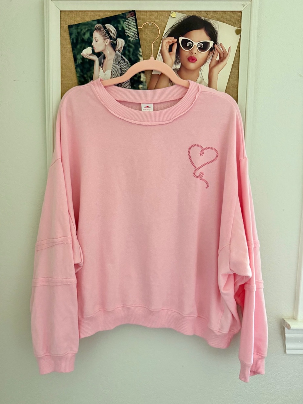 Women's Pink Heart Embroidered Crewneck Sweatshirt